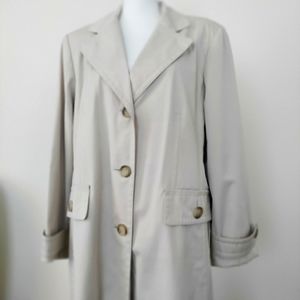 Gallery light khaki raincoat size XL